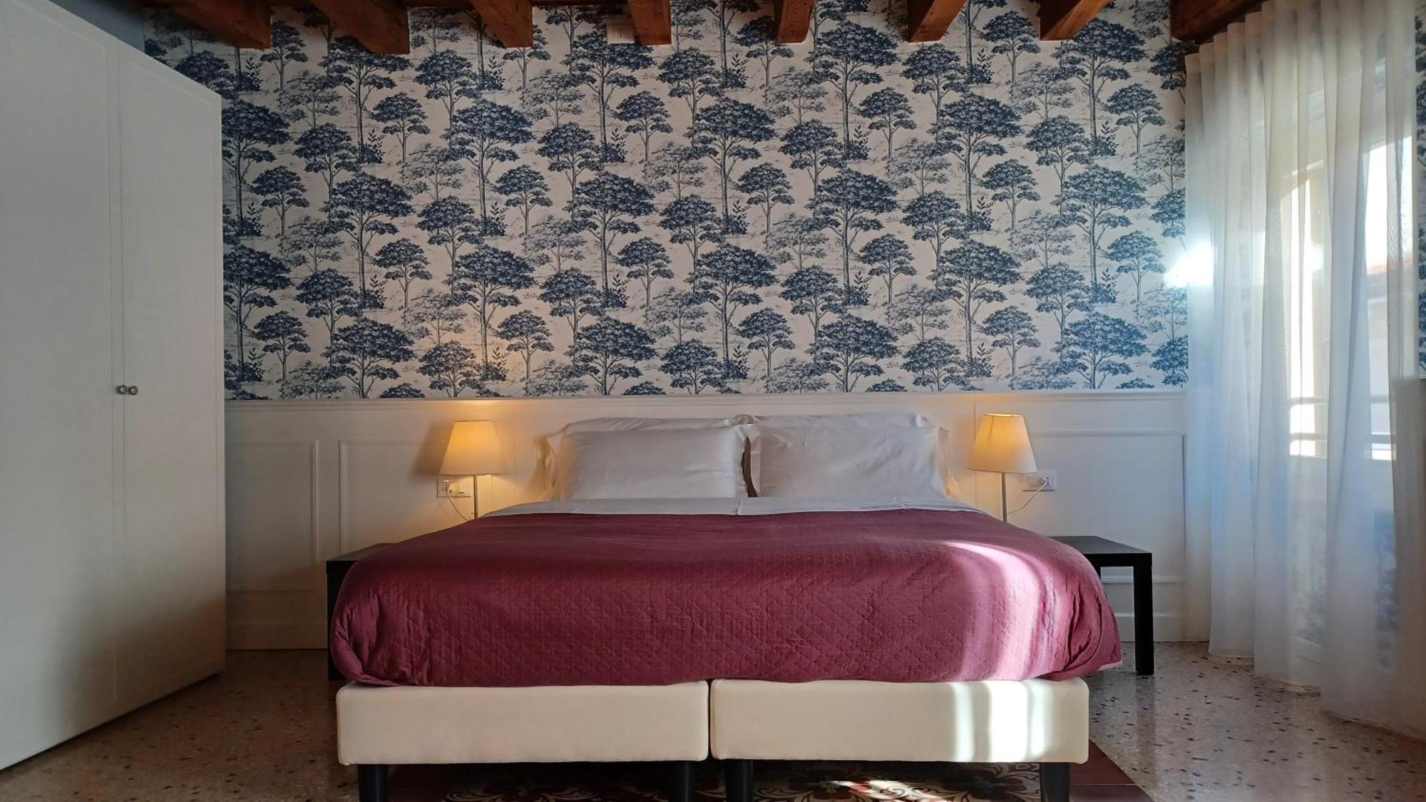 Triple Room,1537721995:JPEG