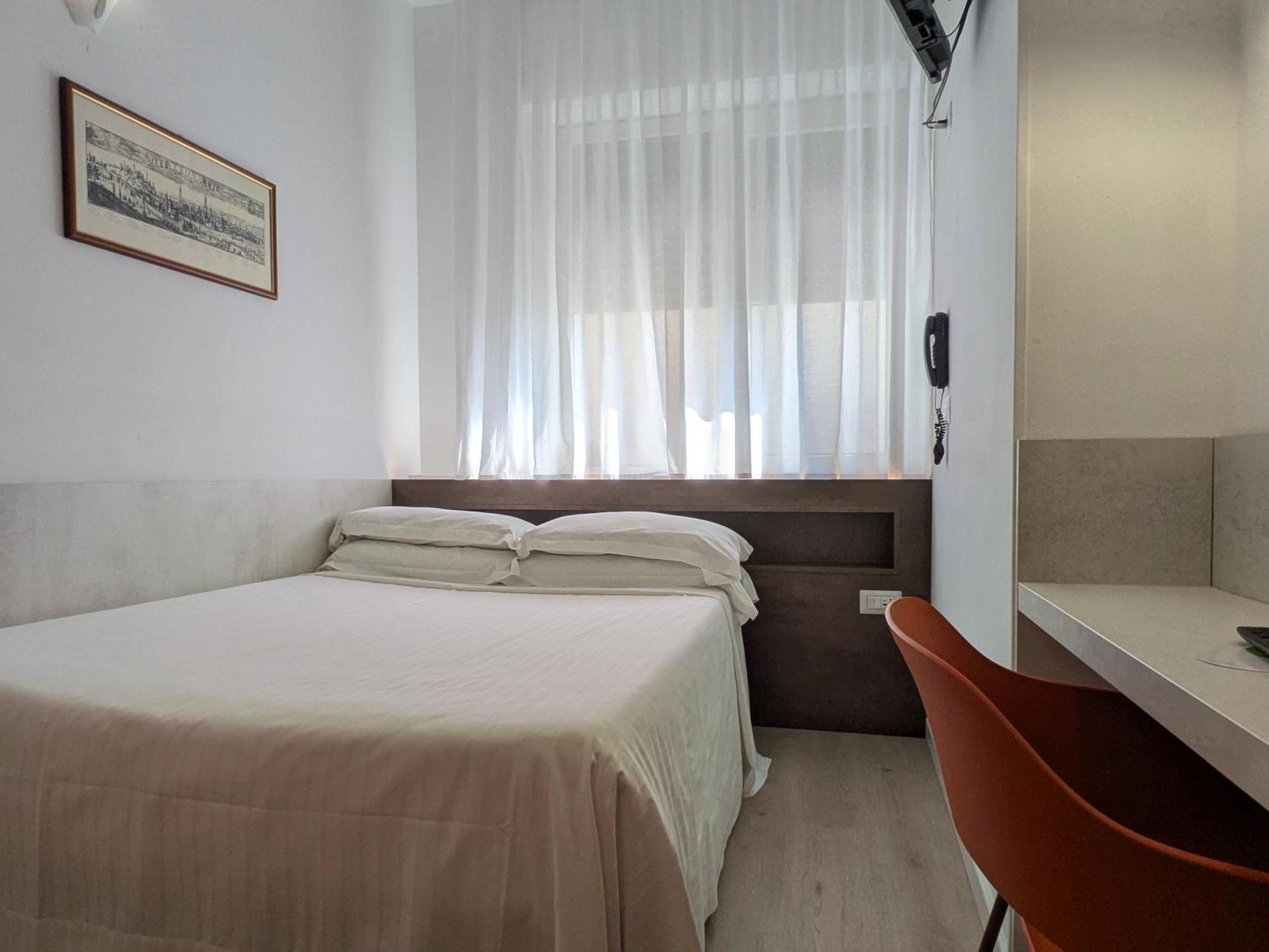 Budget Single Room
