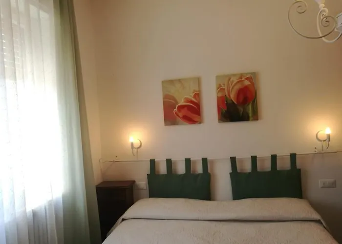 MinihouseLarissa diVerona