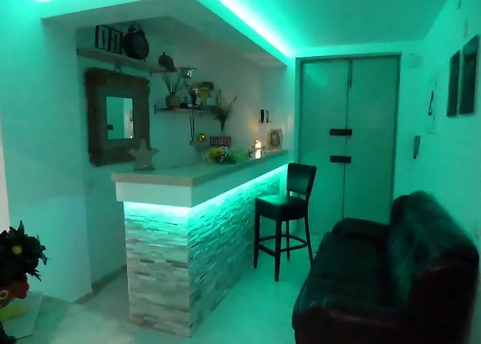 Monaco Rooms